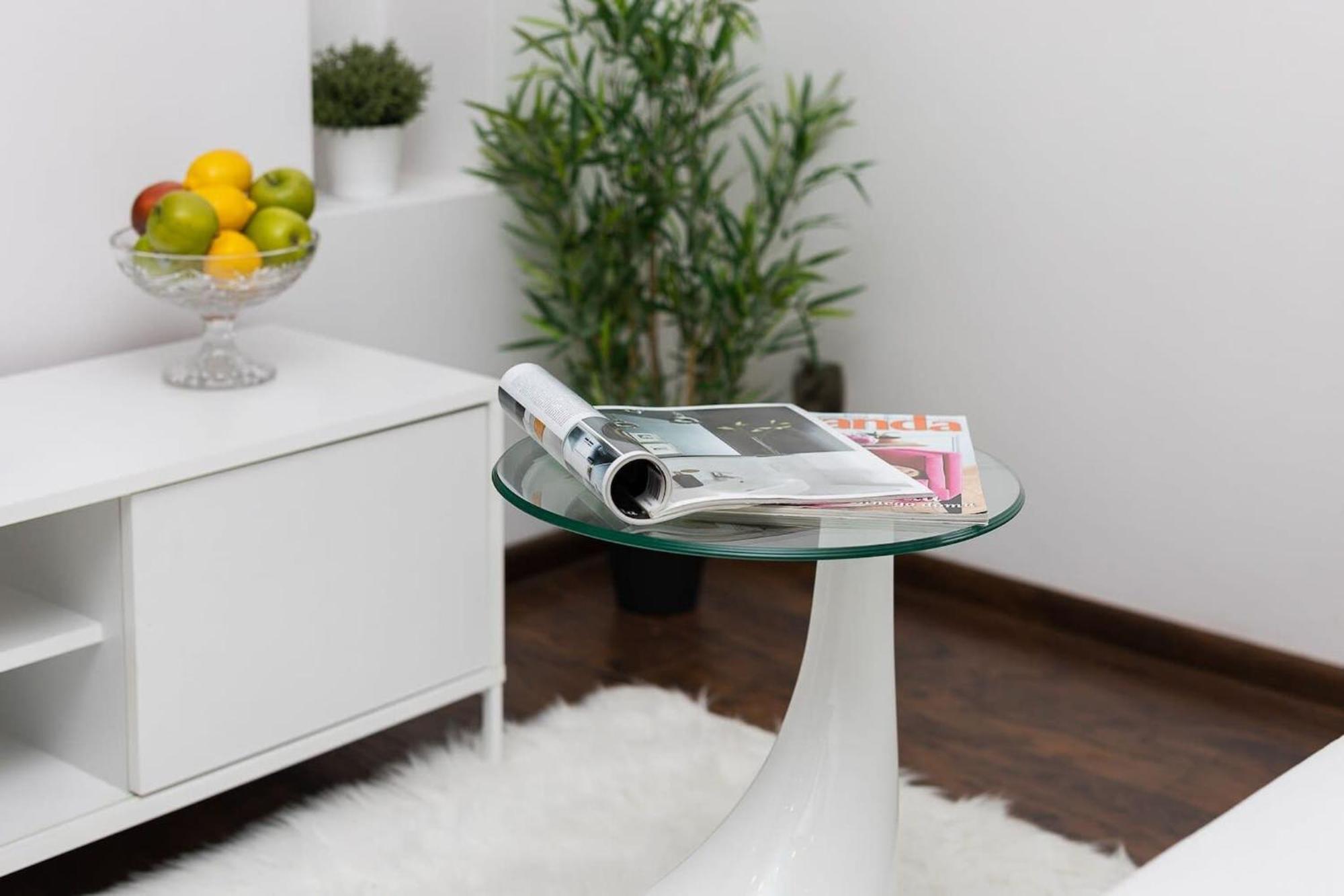 Apartament Nowoczesny Przy Alejach Solidarnosci W Warszawie By Rent Like