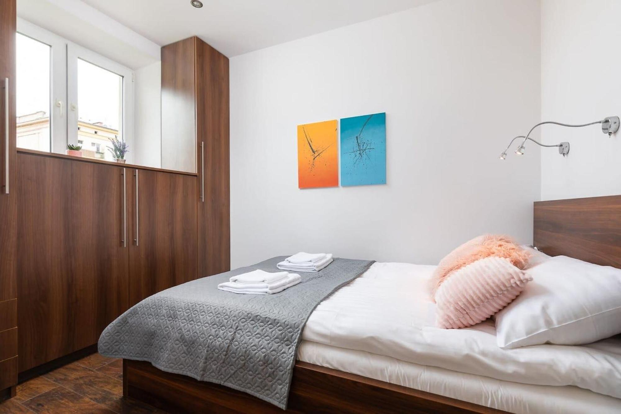 Apartament Nowoczesny Przy Alejach Solidarnosci W Warszawie By Rent Like Warszawa